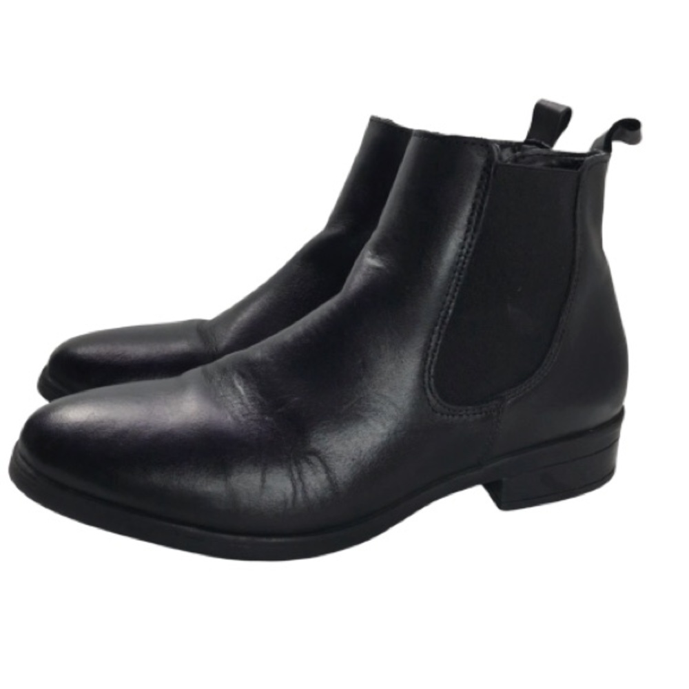 ALDO booties.Black sz 6.5 preowned good condition